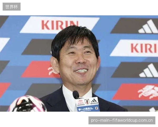 紧凑的小组赛赛程对日本队是严峻考验，森保一必须在阵容轮换和保证成绩间做出抉择。